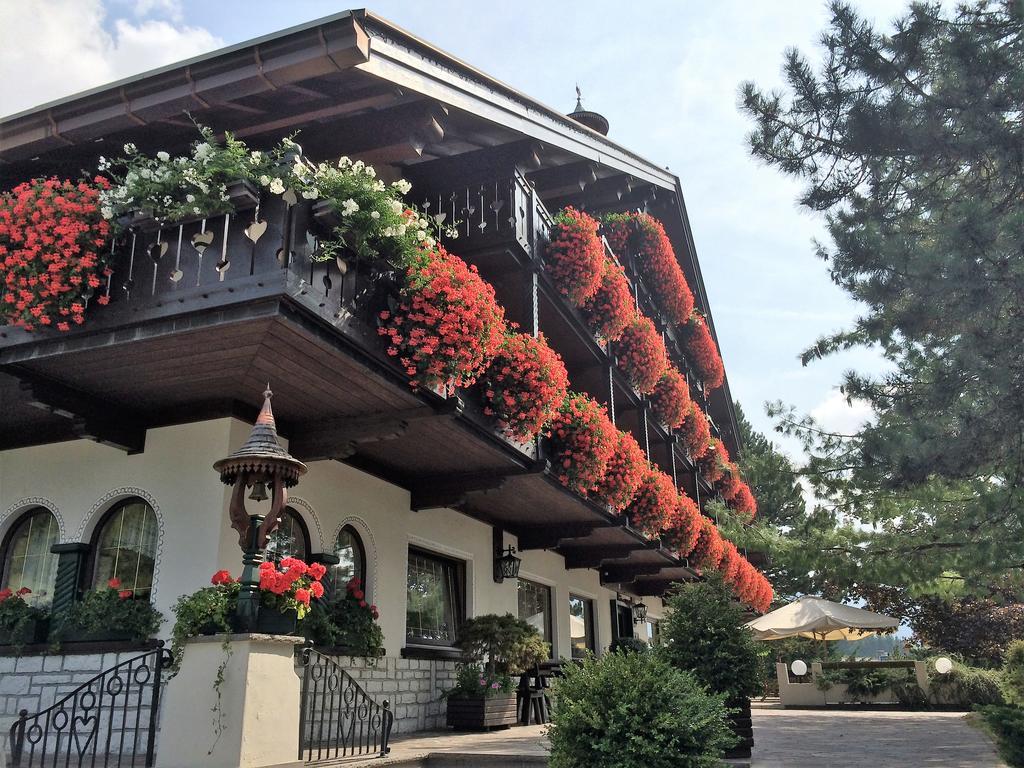 Hotel Villa Wilma Folgaria Esterno foto