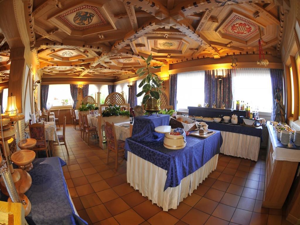 Hotel Villa Wilma Folgaria Esterno foto