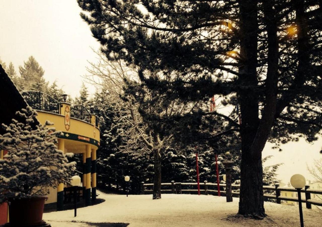 Hotel Villa Wilma Folgaria Esterno foto